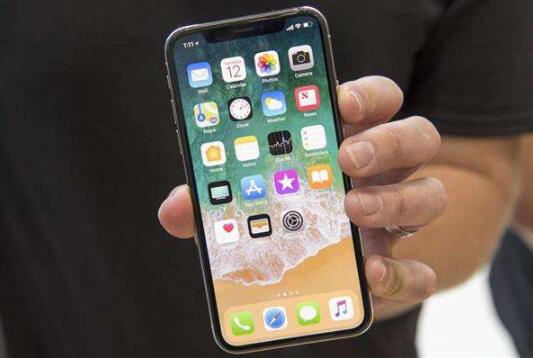 iPhone8要放大招：苹果无线充电专利技术逆天到爆