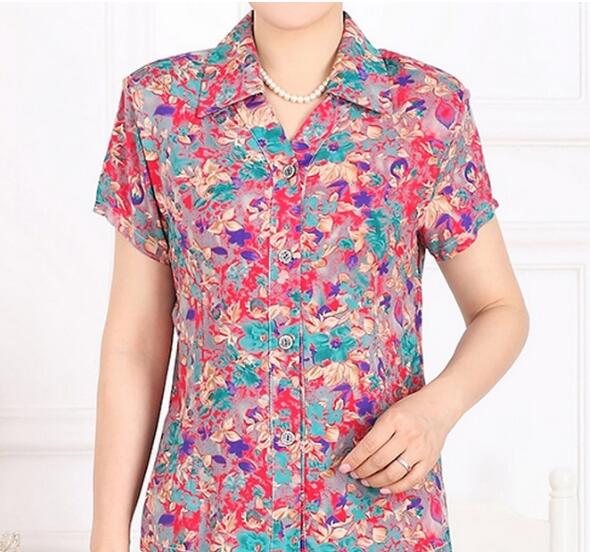中老年服装商标注册属于第几类？