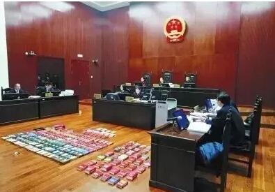 学生时代最好的陪伴，《新华字典》被判商标侵权，赔偿300万余元