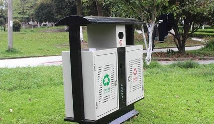 垃圾箱商标注册属于第几类?