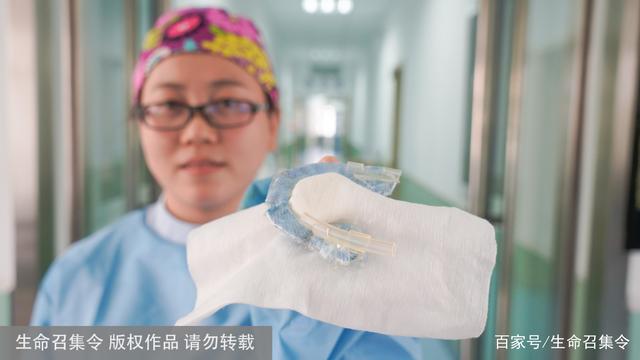 护士扎堆搞发明屡获专利 设计出瘫痪病人转移“神器”