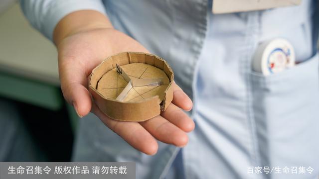 护士扎堆搞发明屡获专利 设计出瘫痪病人转移“神器”
