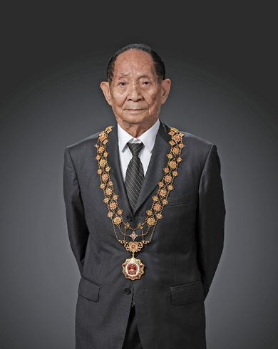 2021年5月25日“东方神农”毋庸置疑！面对袁老杂交技术，美国都要乖乖交专利费