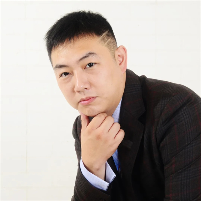 探索科技新边界:AI与AR/VR开发服务商大赏
