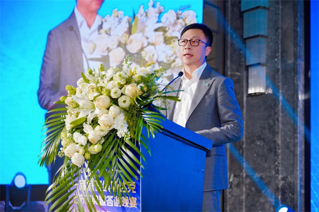 跨越向新,逐梦前行!一品威客纳斯达克上市庆典暨答谢晚宴成功举行
