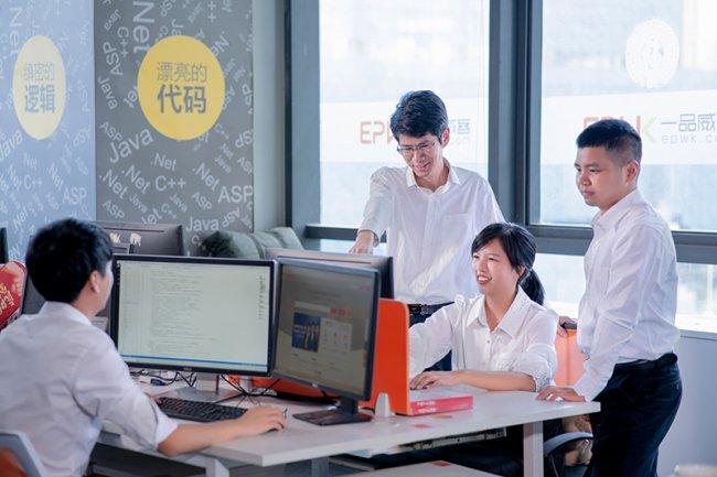 从付款到交付，一品威客平台如何保障每一笔交易？